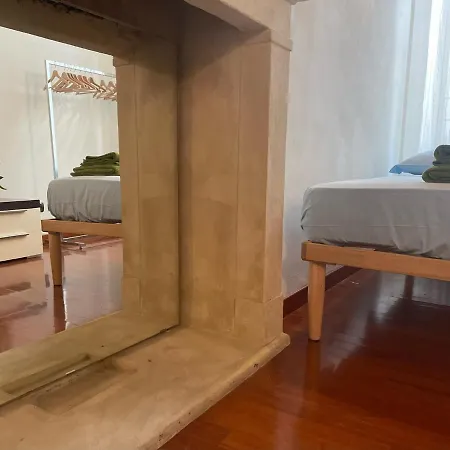 Loft Ponte Pietra بيت للعطل